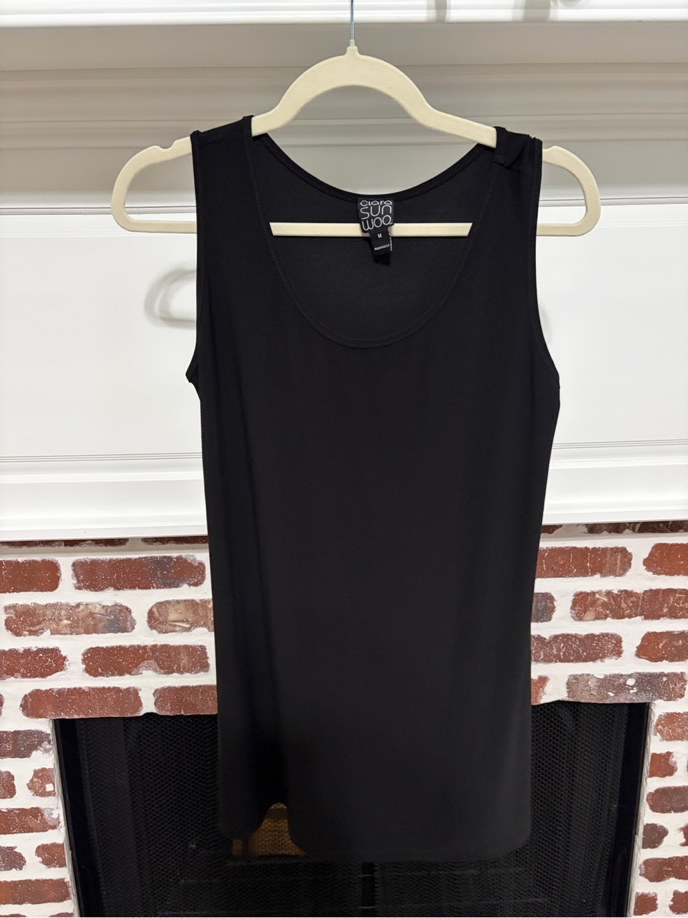 Clara Sunwoo Black Scoop Neck Liquid Jersey Tank Top Sleeveless Basic M